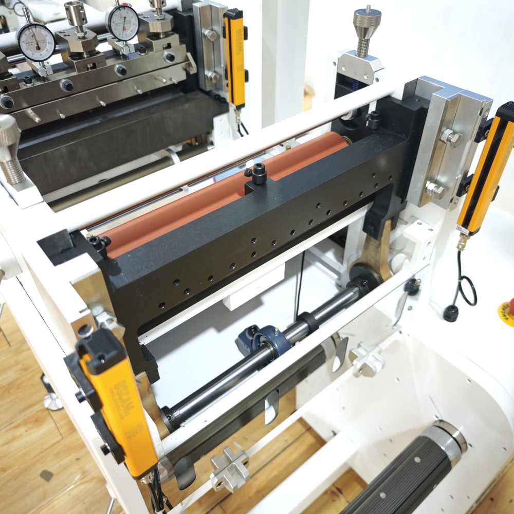 360mm wide tape foam jump Cutting Machine