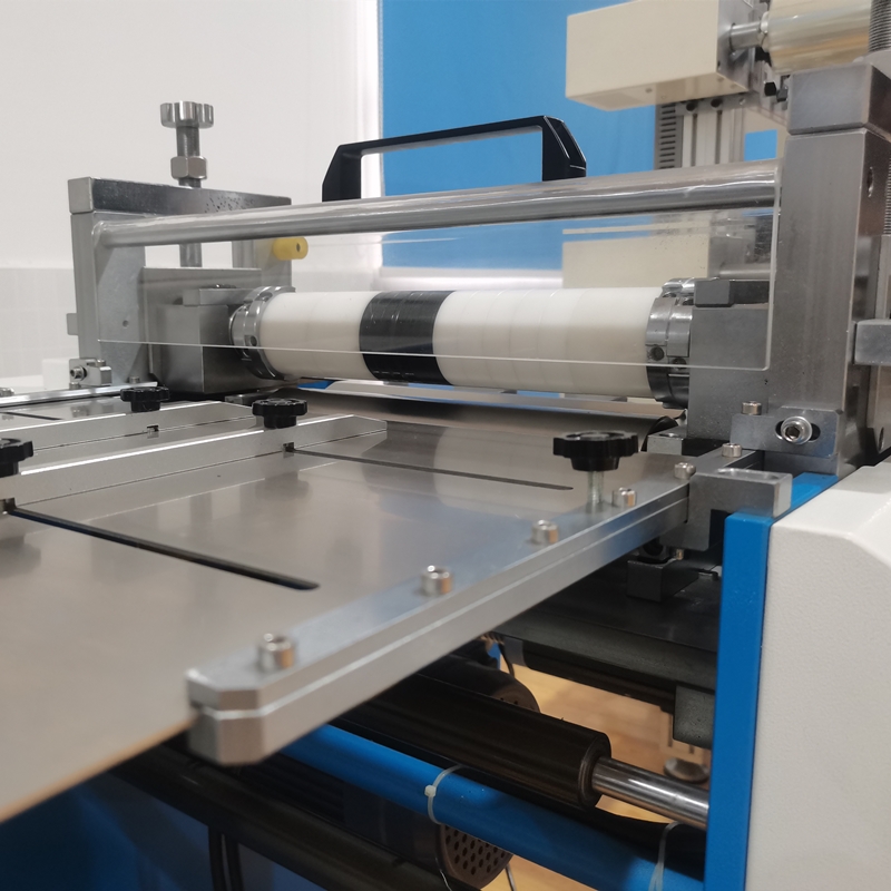 Small Scale Paper Cutter Slitting Machine