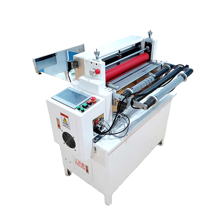 Automatic fabric strip cutting machine with automatic unwinding system 